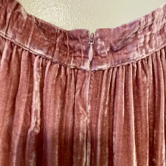 Crushed Velvet Mini Skirt - Picture 6 of 9